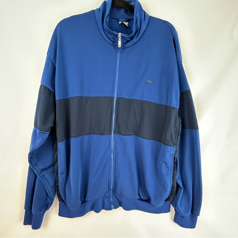 Vintage 90’s Nike track jacket size XL
